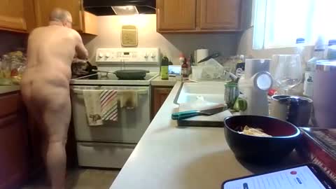 silverdragon70 online show from April 12, 7:15 pm