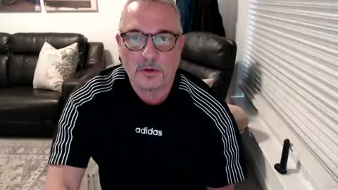 silveroli187 online show from September 18, 7:05 pm