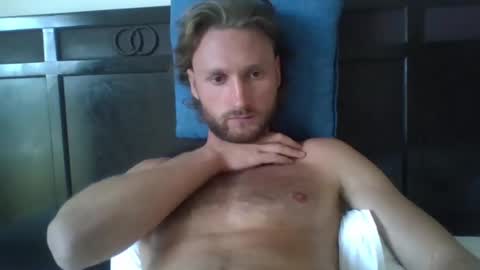 simongoesup online show from June 28, 3:34 am