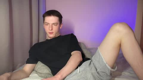 Simon online show from May 12, 8:17 pm