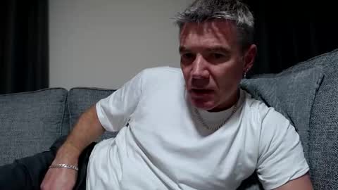 Ricky online show from October 17, 7:29 pm