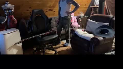 Dustbunnyfoofoo online show from September 22, 12:55 am