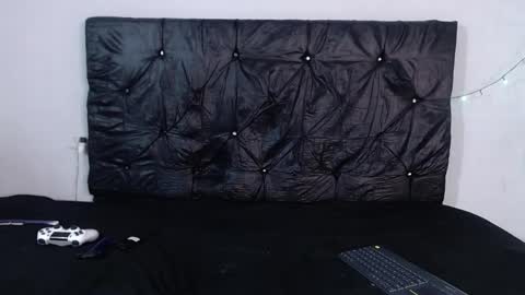 SIR RYANT online show from October 8, 2:05 am