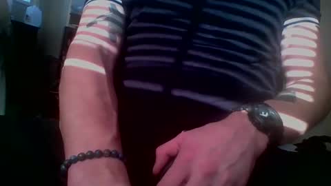 love2cum online show from February 4, 8:37 pm