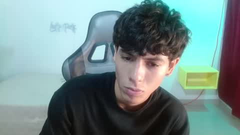 six_god_ online show from December 27, 7:24 pm