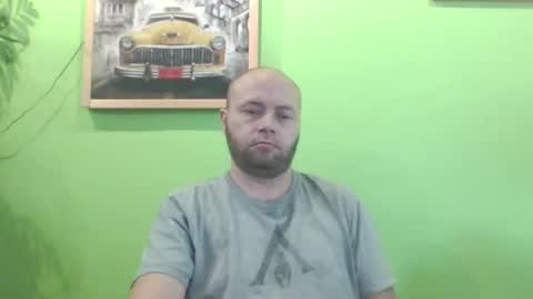 Snapshot of sixten19795 chatting on October 6, 8:19 am sixten19795 online show from October 6, 8:19 am
