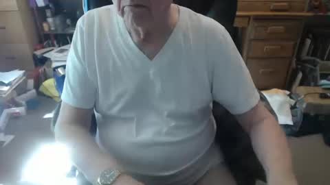 sjbottomboi online show from October 9, 9:31 pm