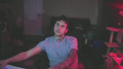 Skateboard online show from February 19, 1:29 am