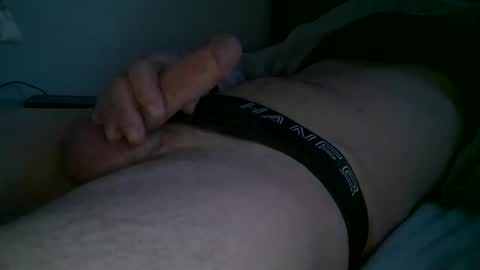 Snapshot of skinnyboi454 chatting on February 20, 11:20 am skinnyboi454 online show from February 20, 11:20 am