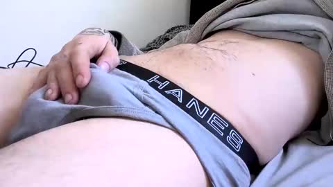 Snapshot of skinnyboi454 chatting on February 2, 2:45 pm skinnyboi454 online show from February 2, 2:45 pm