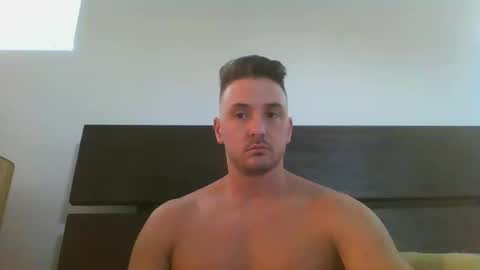 skinnyguylongdick1 online show from October 14, 11:23 pm