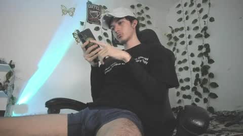 skiny_dann online show from April 7, 4:34 am