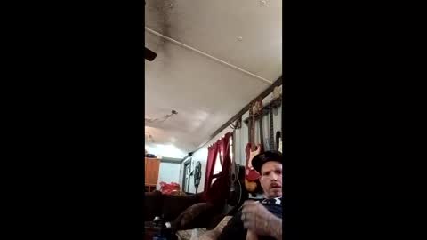 Skinz038 ok online show from April 15, 3:01 pm