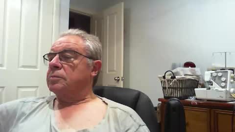 Skipper1970 online show from February 25, 8:37 am