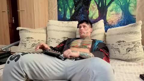 Snapshot of skirlingod chatting on September 30, 6:40 am skirlingod online show from September 30, 6:40 am