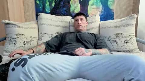 Snapshot of skirlingod chatting on September 26, 5:05 am skirlingod online show from September 26, 5:05 am