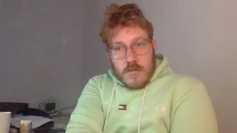 Snapshot of sklave_s chatting on September 11, 7:18 am sklave_s online show from September 11, 7:18 am