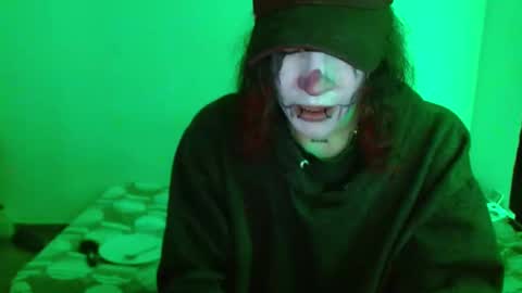 Snapshot of skykar chatting on December 5, 2:42 am reep online show from December 5, 2:42 am