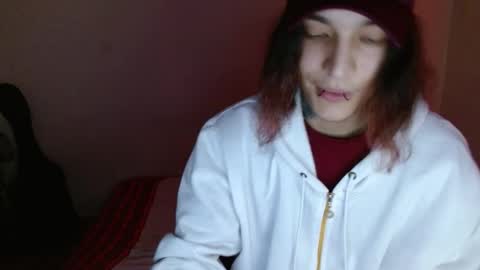 Snapshot of skykar chatting on December 27, 4:36 am reep online show from December 27, 4:36 am