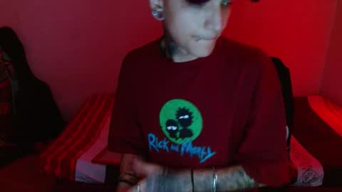 Snapshot of skykar chatting on December 25, 2:14 am reep online show from December 25, 2:14 am
