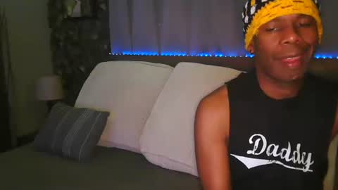 skyonetoo3 online show from October 18, 1:54 am