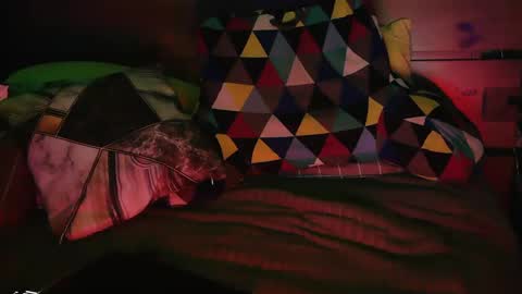 skyonetoo3 online show from February 9, 1:12 am