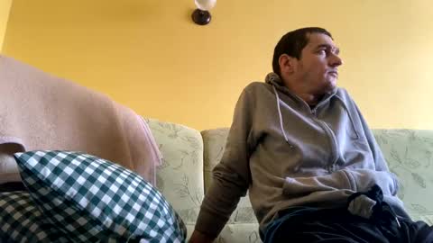 Snapshot of slabyhrac chatting on February 3, 9:52 am slabyhrac online show from February 3, 9:52 am
