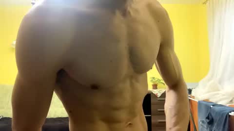 Snapshot of slabyhrac chatting on December 5, 2:44 pm slabyhrac online show from December 5, 2:44 pm