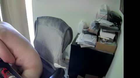 slave2pussy online show from April 25, 8:06 pm