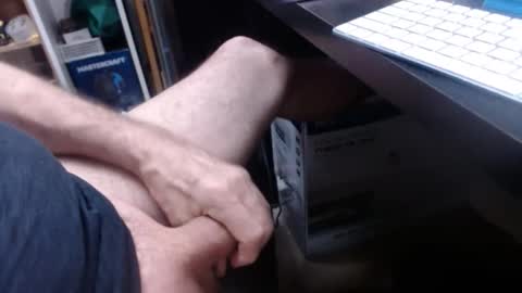 sliderguy699 online show from March 8, 1:15 pm