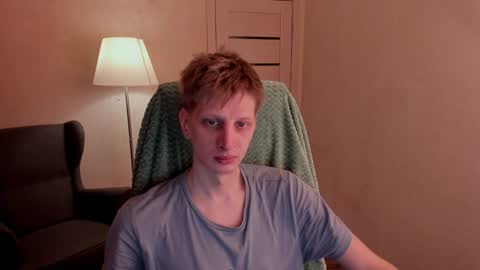 Snapshot of slim_andy chatting on December 12, 6:47 am Andy online show from December 12, 6:47 am