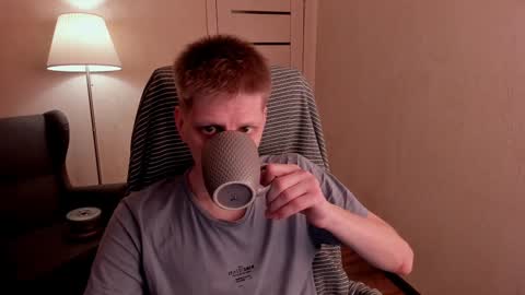 Snapshot of slim_andy chatting on January 9, 6:48 am Andy online show from January 9, 6:48 am
