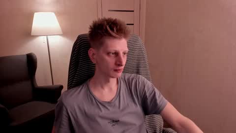 Snapshot of slim_andy chatting on January 17, 6:36 am Andy online show from January 17, 6:36 am