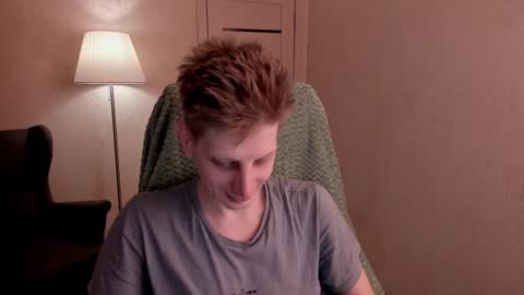 Snapshot of slim_andy chatting on January 24, 10:11 am Andy online show from January 24, 10:11 am