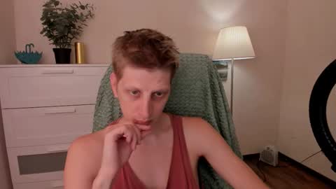 Snapshot of slim_andy chatting on September 12, 7:41 am Andy online show from September 12, 7:41 am