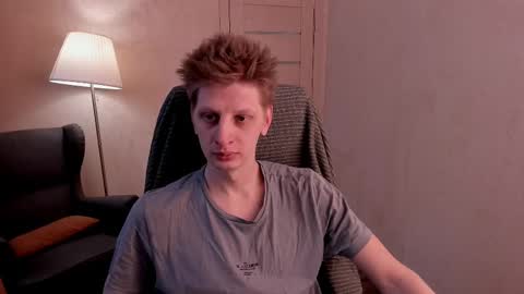 Snapshot of slim_andy chatting on February 20, 7:12 am Andy online show from February 20, 7:12 am