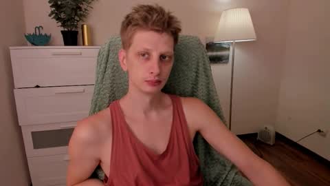 Snapshot of slim_andy chatting on September 11, 7:40 am Andy online show from September 11, 7:40 am