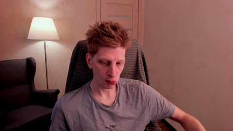 Snapshot of slim_andy chatting on February 6, 7:45 am Andy online show from February 6, 7:45 am