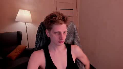 Snapshot of slim_andy chatting on February 27, 7:23 am Andy online show from February 27, 7:23 am