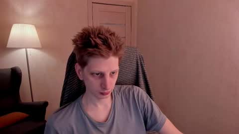 Snapshot of slim_andy chatting on February 14, 7:28 am Andy online show from February 14, 7:28 am
