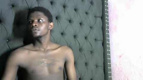 Snapshot of slim_long01 chatting on January 10, 8:40 am slim long01 online show from January 10, 8:40 am