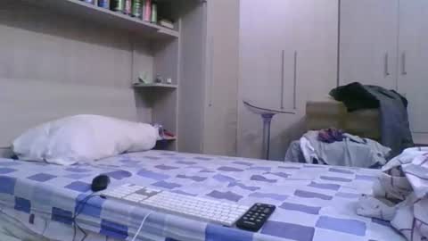 SlimTeaser089 online show from June 13, 6:28 pm