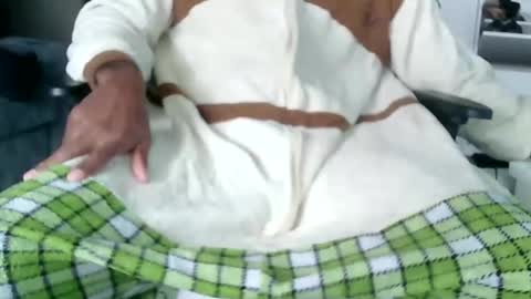 slipperyballs900 online show from February 15, 1:52 pm