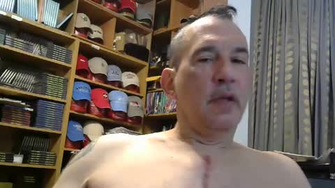 Snapshot of sluttyslave81 chatting on October 9, 4:50 am sluttyslave81 online show from October 9, 4:50 am