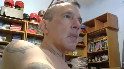 sluttyslave81 online show from January 19, 5:21 am