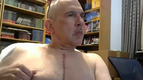 Snapshot of sluttyslave81 chatting on September 28, 6:33 am sluttyslave81 online show from September 28, 6:33 am