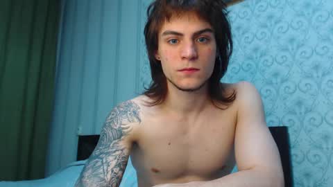 Gus online show from October 15, 4:03 pm