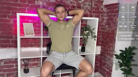 Snapshot of smart_fit_lad chatting on September 21, 5:13 pm Mateo online show from September 21, 5:13 pm