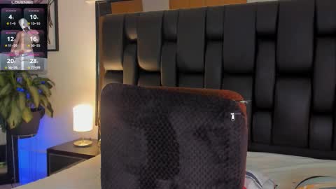 Jade Smiith online show from October 13, 11:00 pm