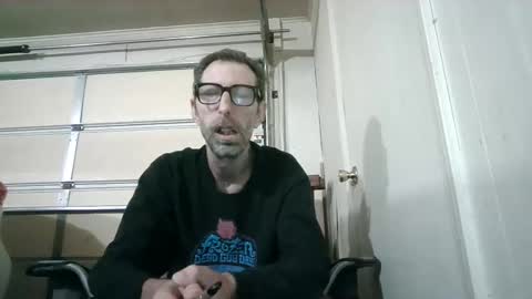 smoke-4-me online show from October 21, 10:29 am